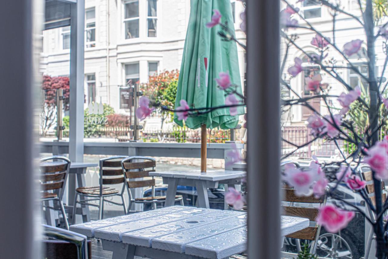 Snooze Bed & Breakfast Llandudno Luaran gambar